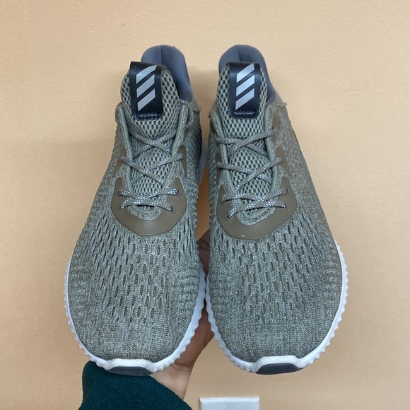 Adidas AlphaBounce “Trace Olive” main image 8